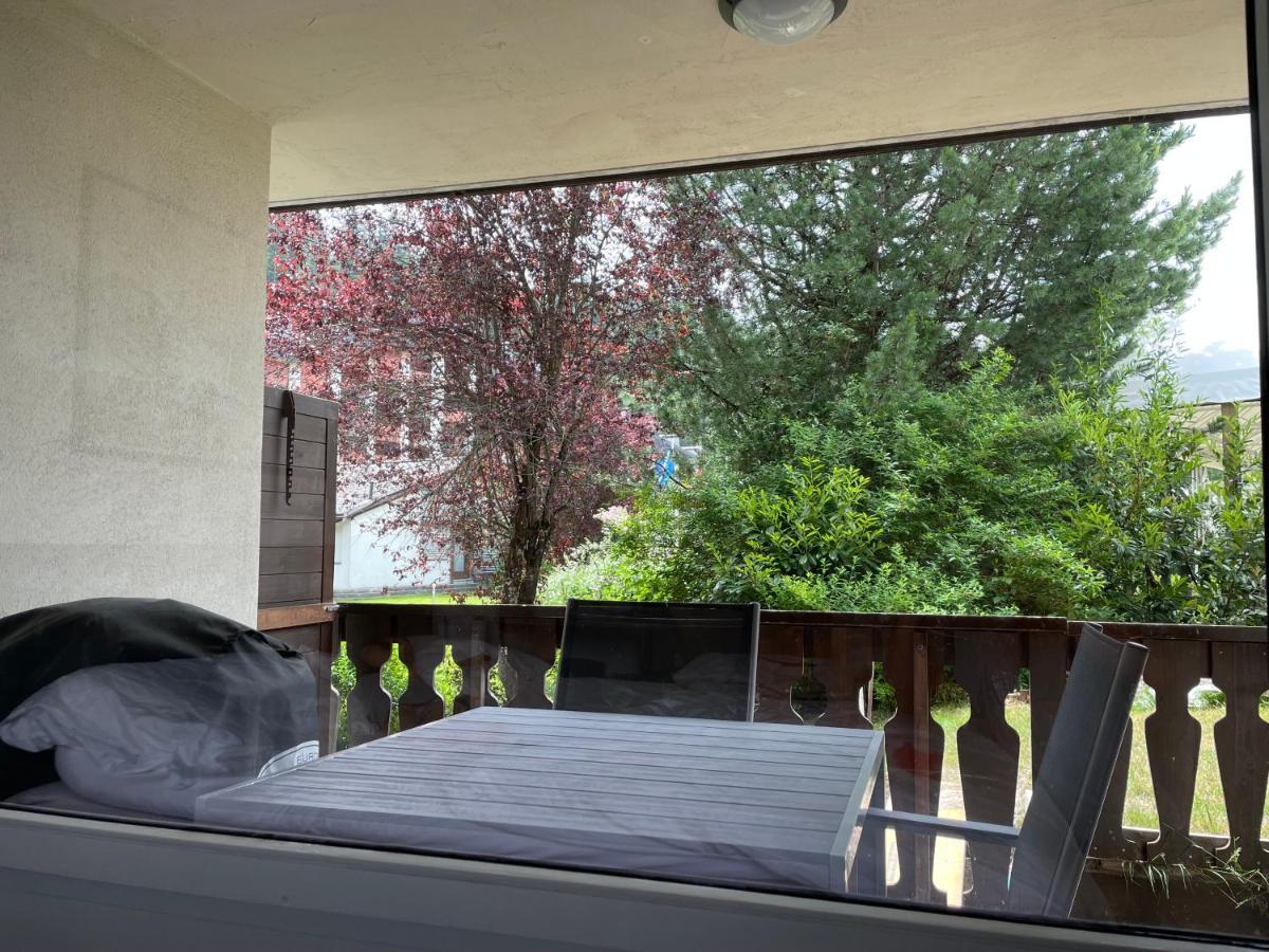 Moderne Wohnung An Toller Lage In Laax Exteriör bild